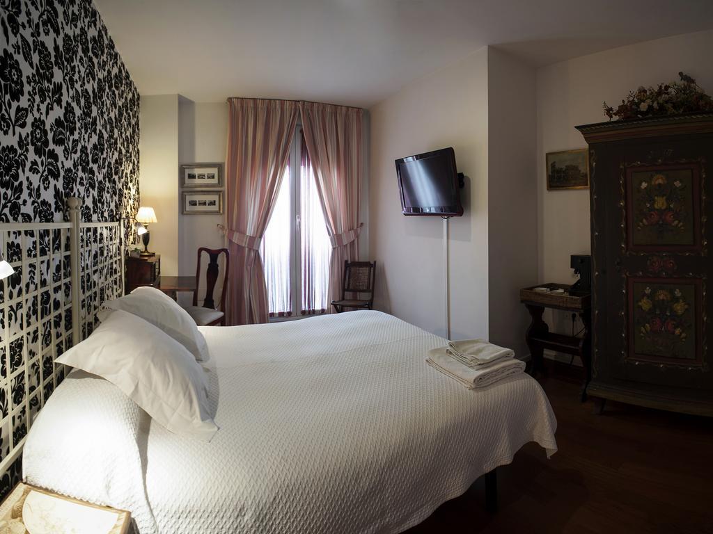 Ch Hostal Victoria Cuenca  Exteriér fotografie