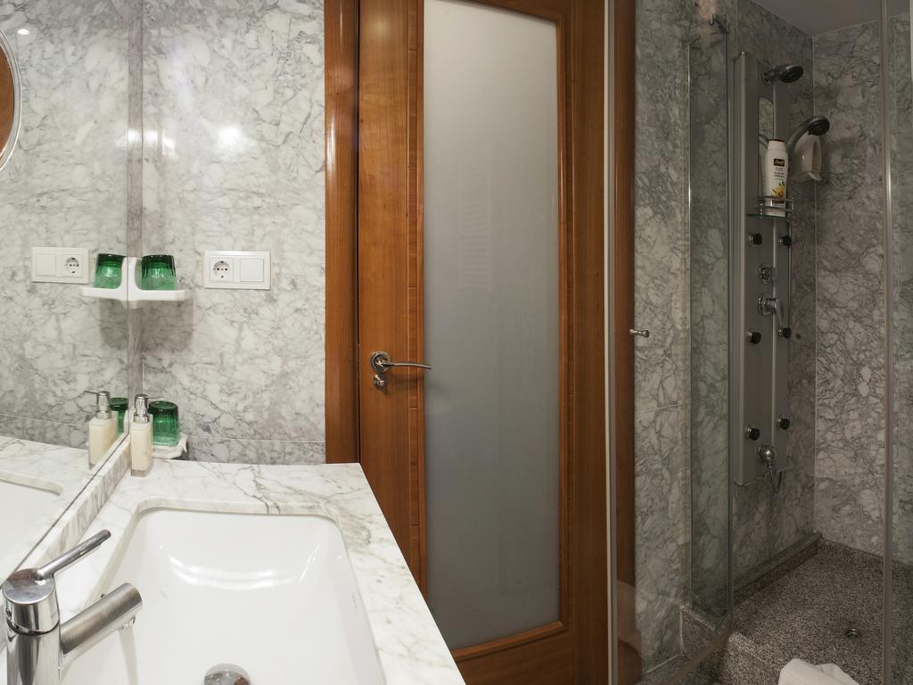 Ch Hostal Victoria Cuenca  Exteriér fotografie